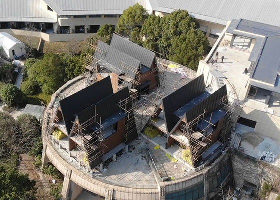 Vorgefertigtes Modularhaus Holzdesign Zyklonsteuerung Bungalow-Kit Zuhause Schnellbau