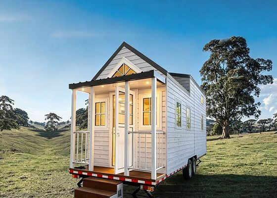 Vorgefertigtes Wohnmobil Alanber Kleines Haus auf Rädern mit Bad im Schlafzimmer