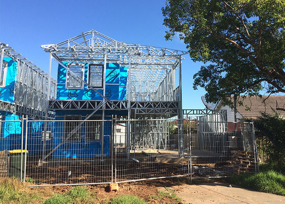 Weißes modernes wirtschaftliches Fertighaus aus leichtem Stahl DEEPBLUE Stahlrahmen